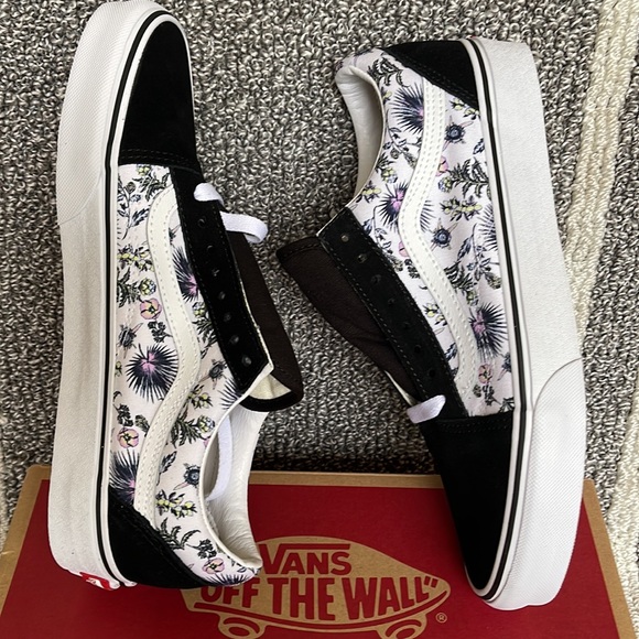 Vans Old Skool Paradise Floral Black True White WMNS - Picture 12 of 16